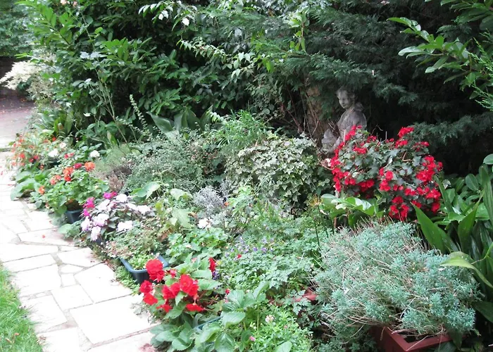 Dawson Place, Juliette'S Bed And Breakfast