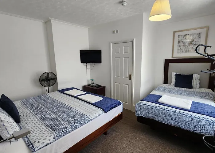 Gatwick Castle B&B