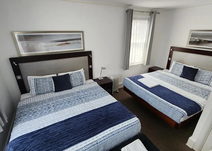 Gatwick Castle B&B
